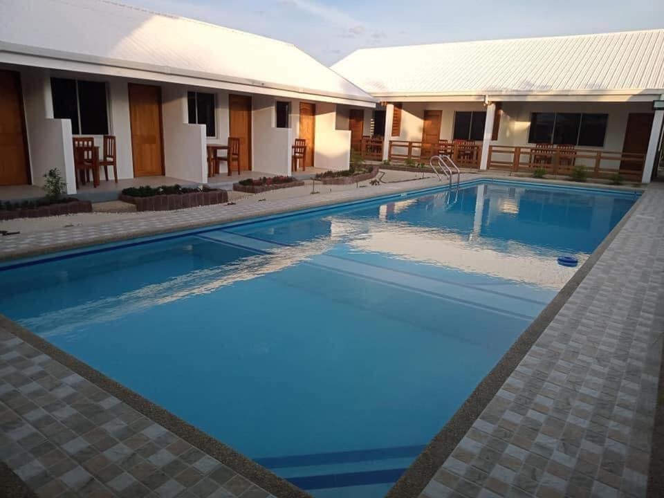 Badi'S Place Moalboal Esterno foto